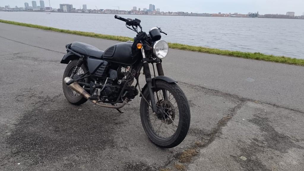 Hanway raw 50 - Schakel Brommer - 50cc, Ophalen, Gebruikt, 4 versnellingen, 50 cc