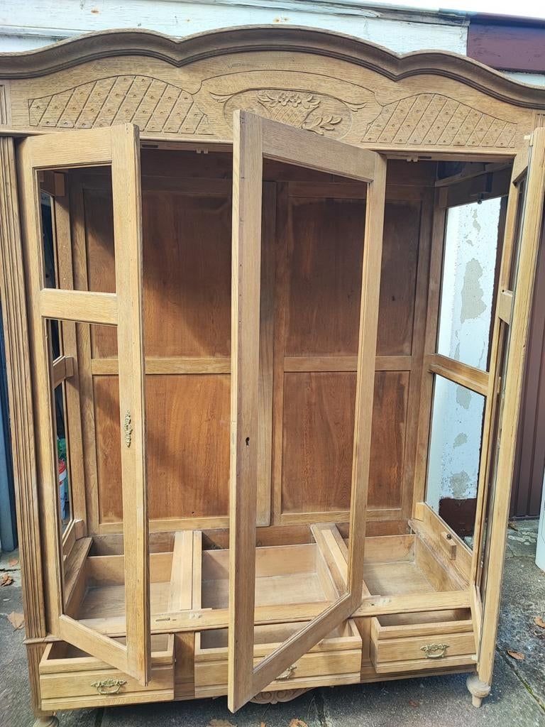 Volière / cage Style ancien (ancienne garde robe aerogommée), Animaux & Accessoires, Oiseaux | Cages & Volières, Volière, Enlèvement ou Envoi