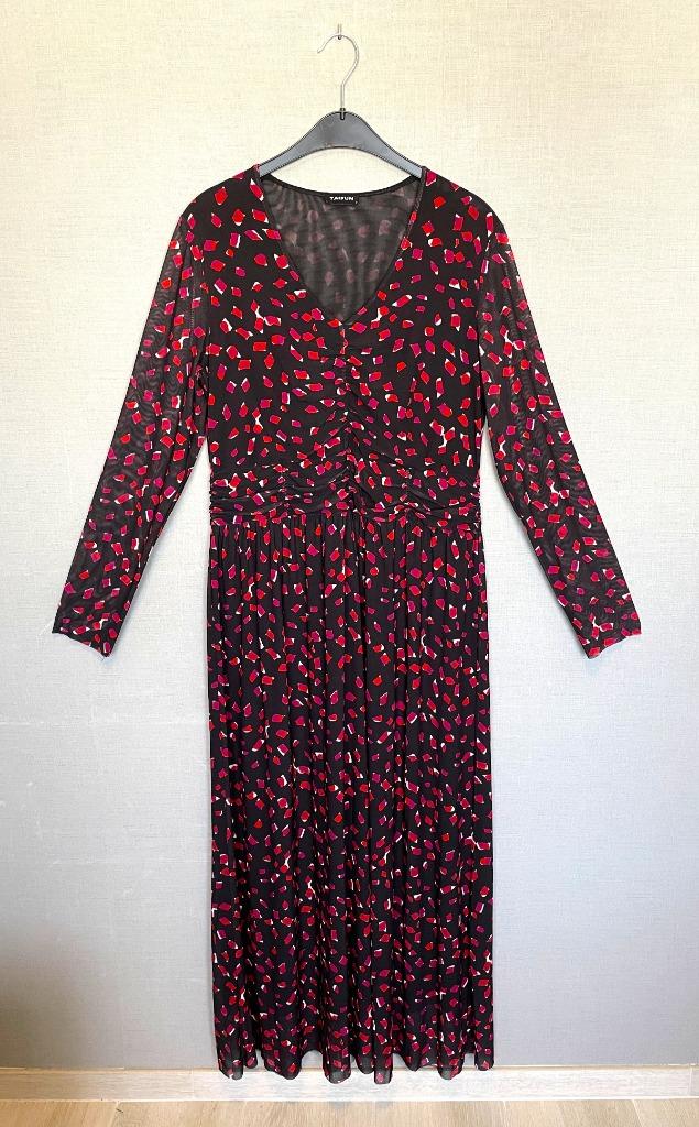 Zwarte lange jurk met rood en wit motief van Taifun (42), Vêtements | Femmes, Robes, Comme neuf, Taille 42/44 (L), Noir, Sous le genou