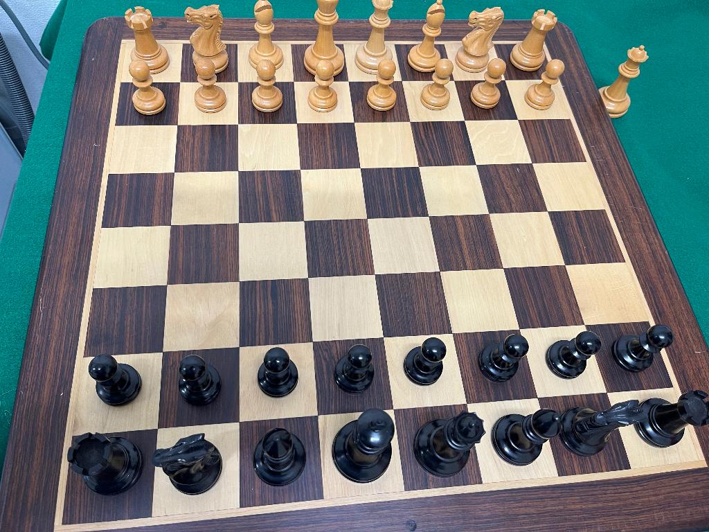 Jeu d'échecs, 1 ou 2 joueurs, Enlèvement, Comme neuf, Autre