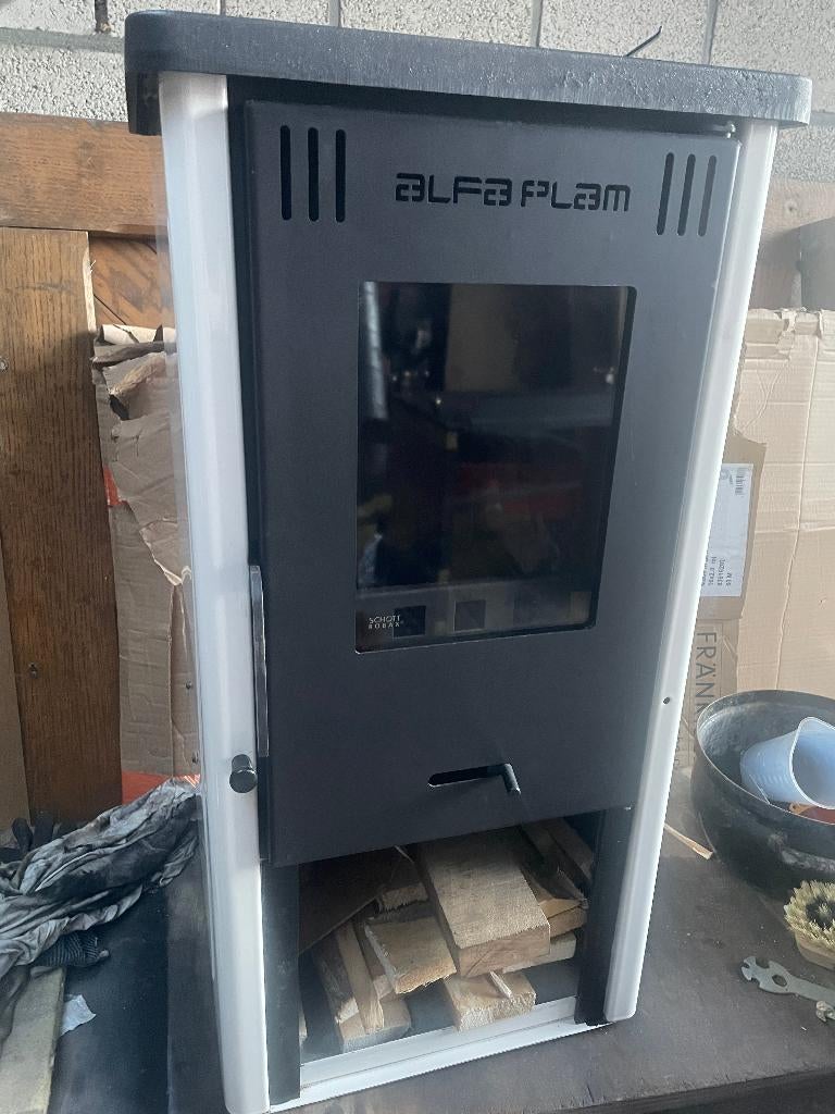 Hout kachel, 6.5 KW Gietijzer + steen. ALFA-PLAM, Elita I, Huis en Inrichting, Kachels, Ophalen, Houtkachel, Zo goed als nieuw