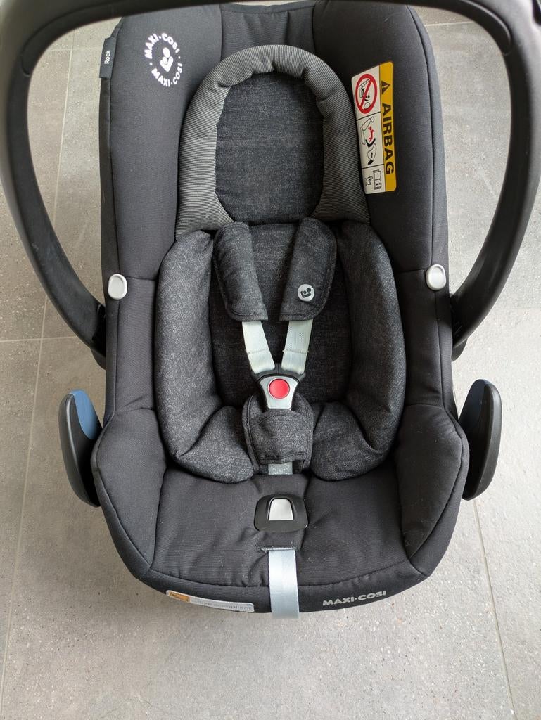 Maxi Cosi Rock groep 0 i-Size met inleg voor pasgeborene, Enlèvement ou Envoi, Comme neuf, Protection latérale, Ceinture de sécurité ou Isofix