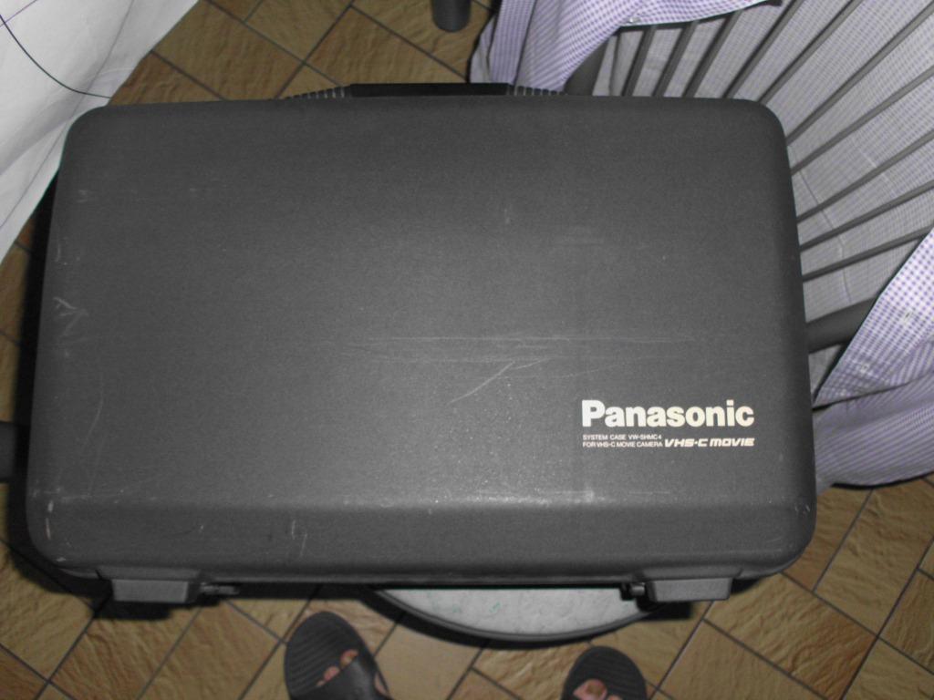 Camera NV MC30 - VHS-C-MOVIE-"PANASONIC" in  valies, TV, Hi-fi & Vidéo, Caméscopes numériques, Caméra, Enlèvement, Utilisé, Panasonic
