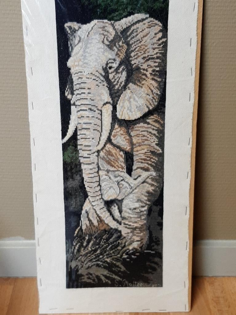 Travail au point de croix, Enlèvement ou Envoi