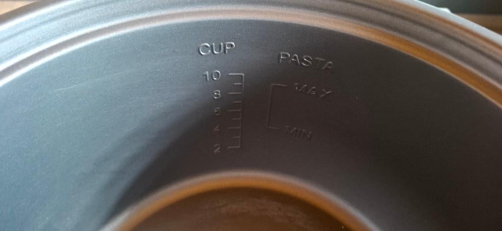 Cuiseur de riz et pates, Enlèvement, Comme neuf