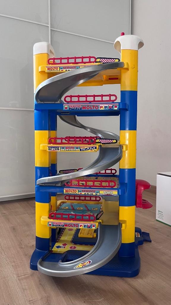Stevige Speelgoed garage - merk MOTLO - ALS NIEUW, Enfants & Bébés, Jouets | Circuits, Autres marques, Comme neuf, Enlèvement