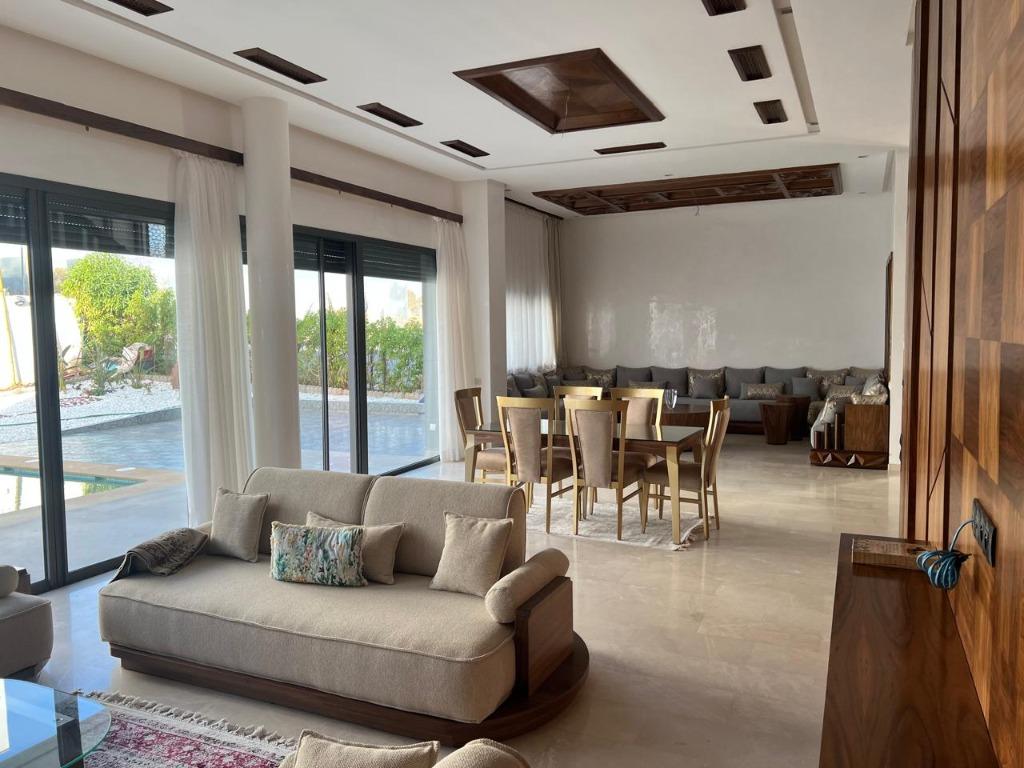 Magnifique villa avec piscine à vendre El Menzeh Rabat Maroc, Campagne, Hors Europe, El Menzeh Rabat, 4 pièces