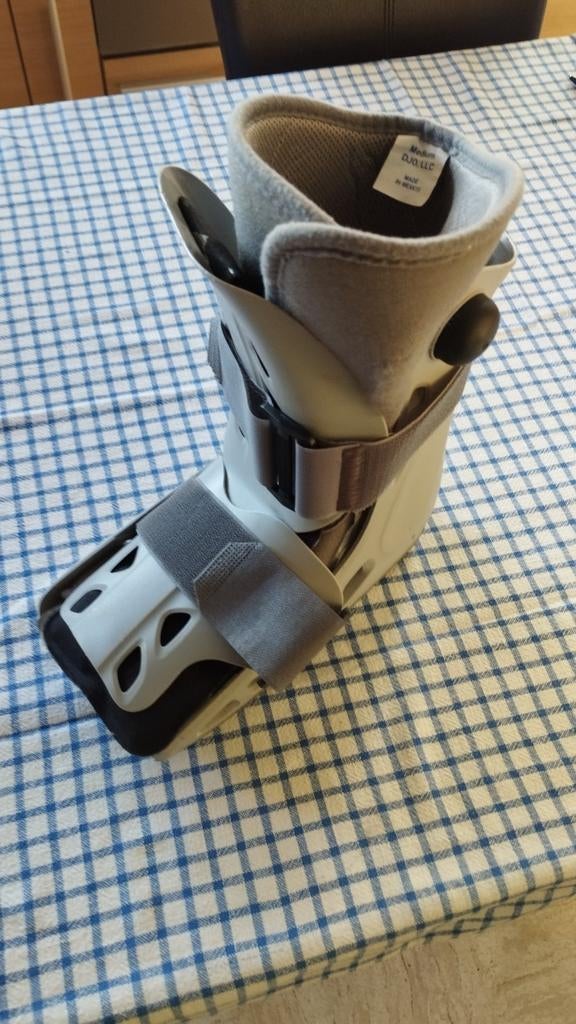 Aircast Soft Strike schoen, Diversen, Braces, Ophalen