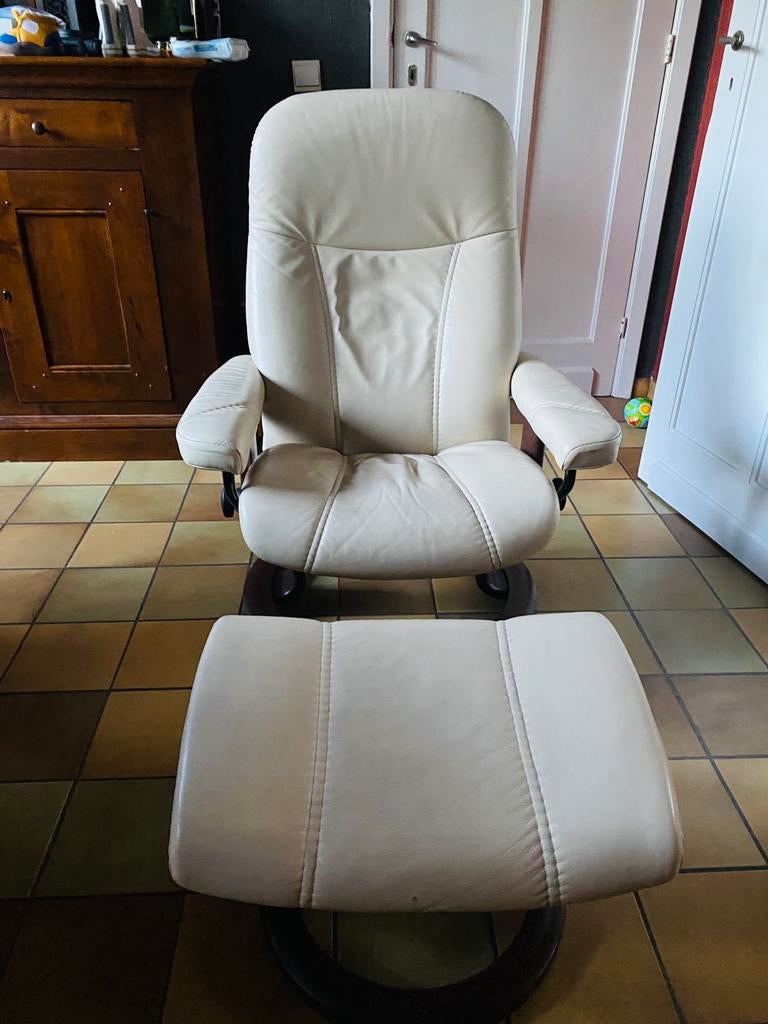 Stressless fauteuil met voetenbank, Ophalen, Klassiek, Zo goed als nieuw, 75 tot 100 cm