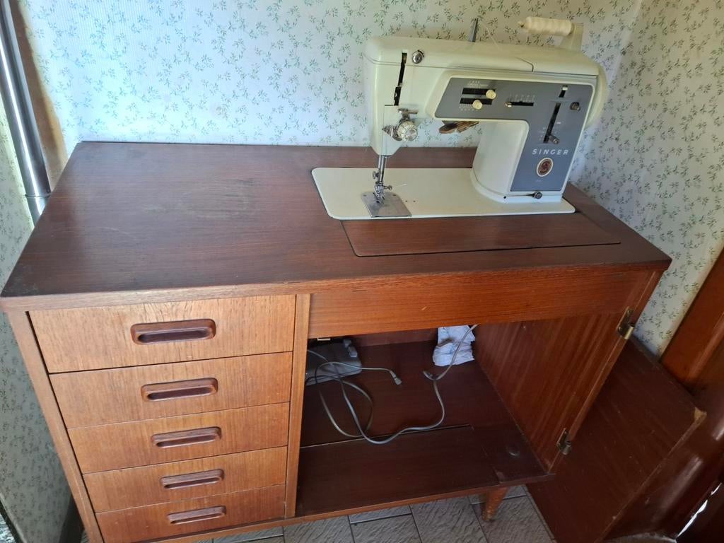 Naaimachine, Enlèvement