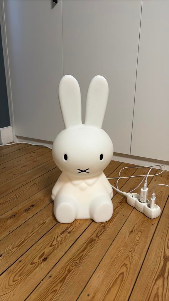 Lumiere Nijntje avec télécommande, Enfants & Bébés, Chambre d'enfant | Aménagement & Décoration, Enlèvement, Comme neuf