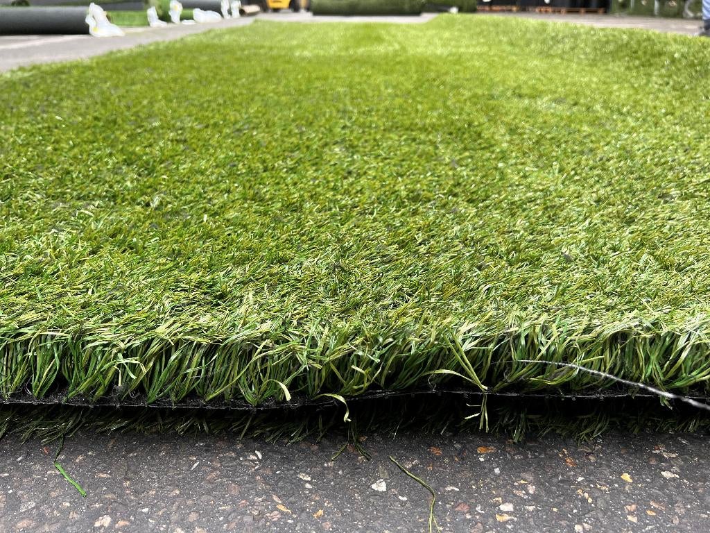 Mooi Stukje Kunstgras 12m2 (4m x 3m) €96,-, Enlèvement ou Envoi, Comme neuf, 10 à 20 m², Gazon artificiel