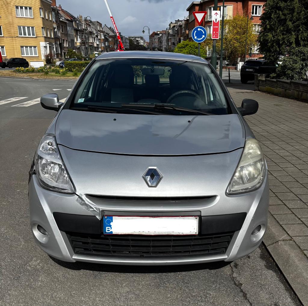 Renault Clio 3 2010, Argent ou Gris, Achat, Boîte manuelle, 5 portes