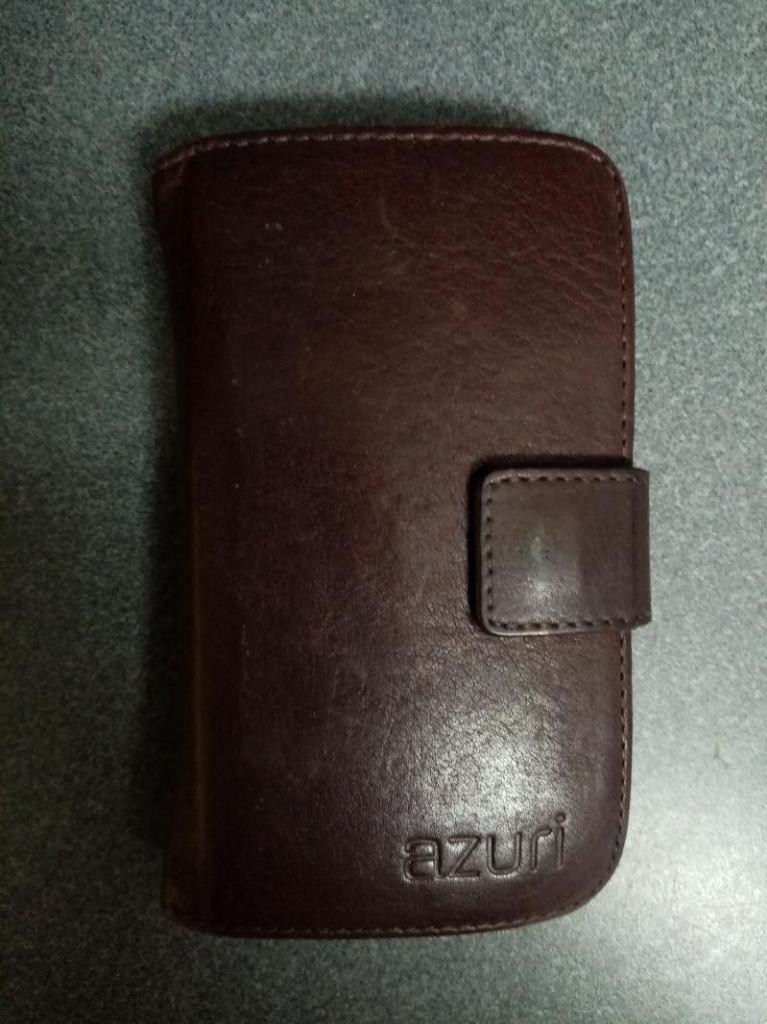 Azuri : bruin GSM hoesje , telefoonhoesje (o.a. Nokia 3310), Enlèvement ou Envoi, Comme neuf, Housse ou Sac