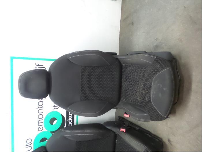 Siège gauche d'un Citroen C3 (C3 09-), -, 3 mois de garantie, Utilisé, -