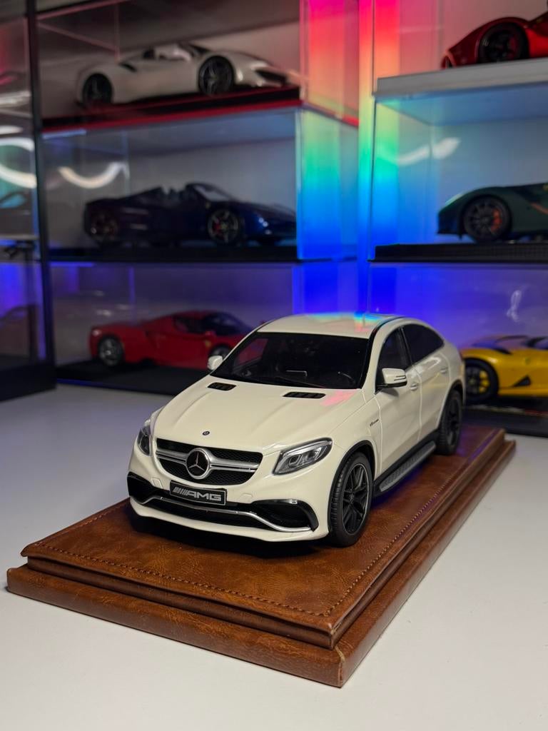 Mercedes GLE63 AMG Gt Spirit 1/18 Zeldzaam, Ophalen of Verzenden, Auto, Autoart