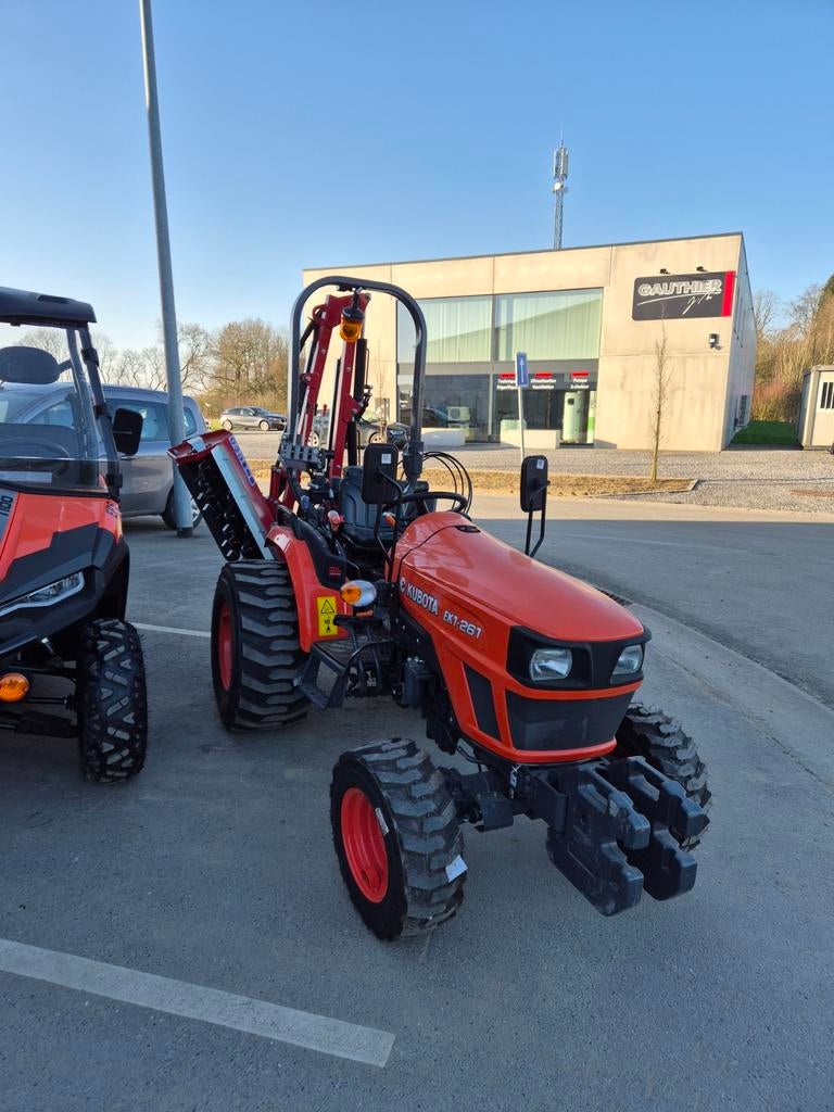 Kubota ek1-261 avec Epareuse 16000, Articles professionnels