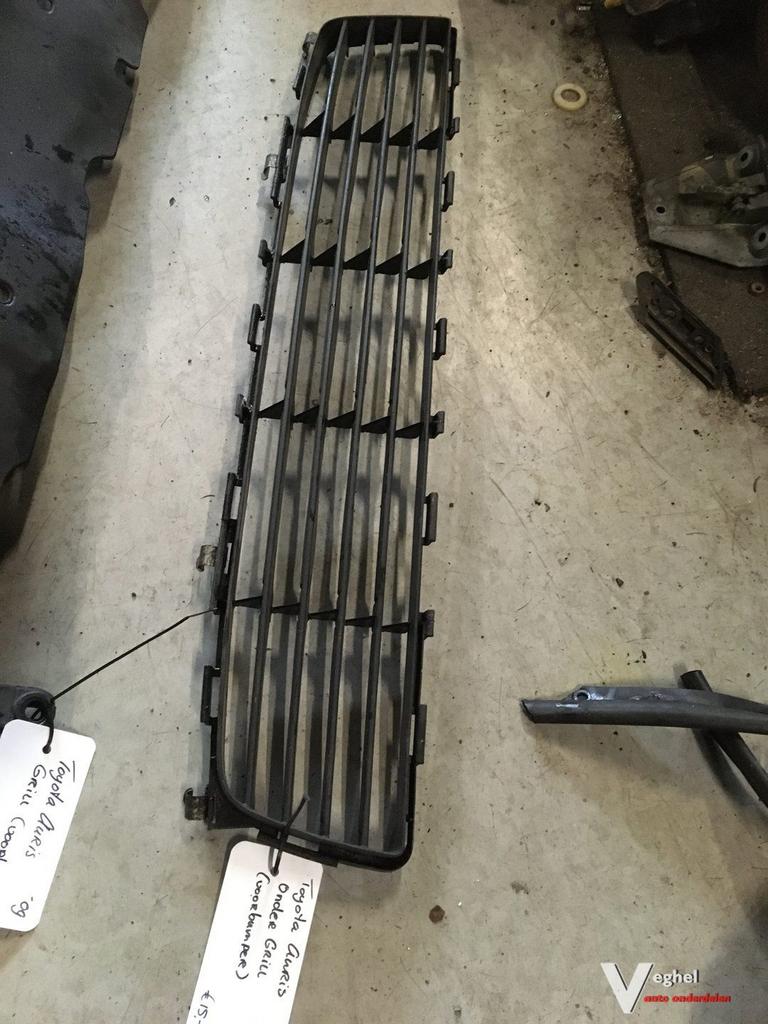 toyota auris rooster voorbumper '09, Ophalen, Gebruikt, -, -