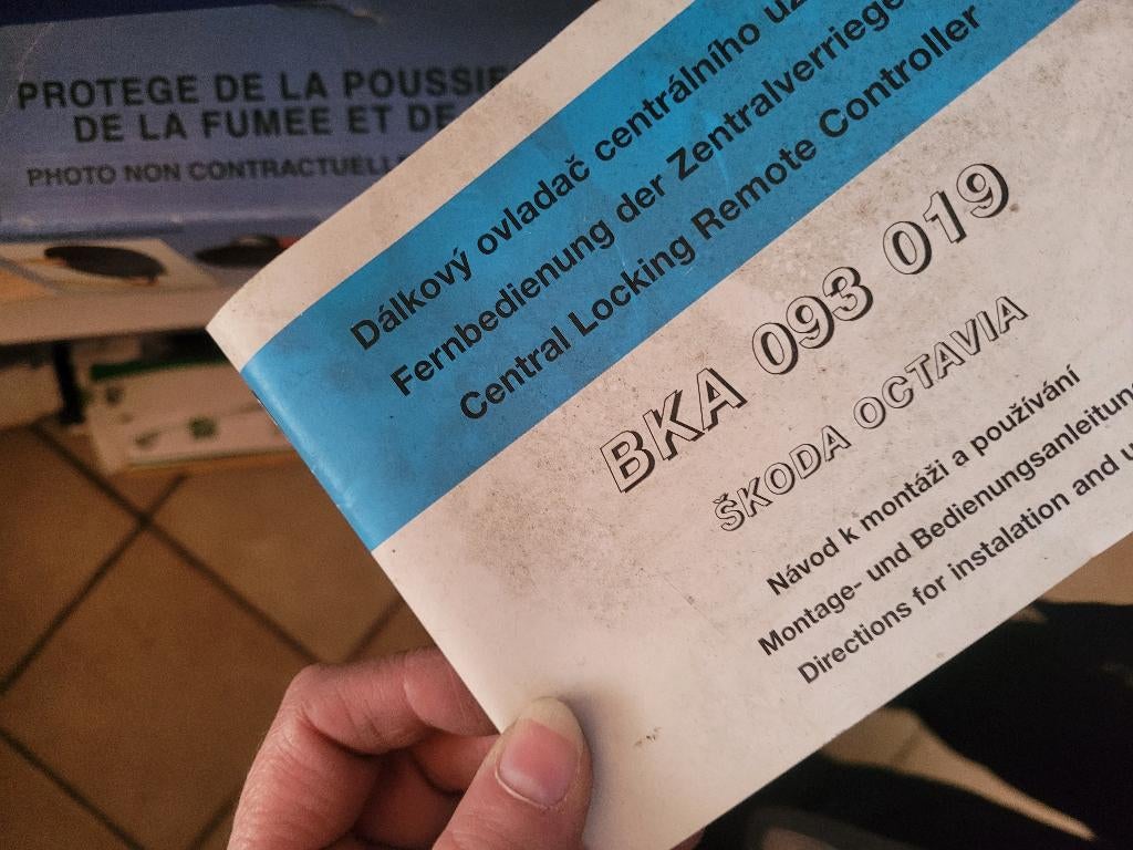 Notice Originale Škoda OCTAVIA I Verrouillage Central, Enlèvement