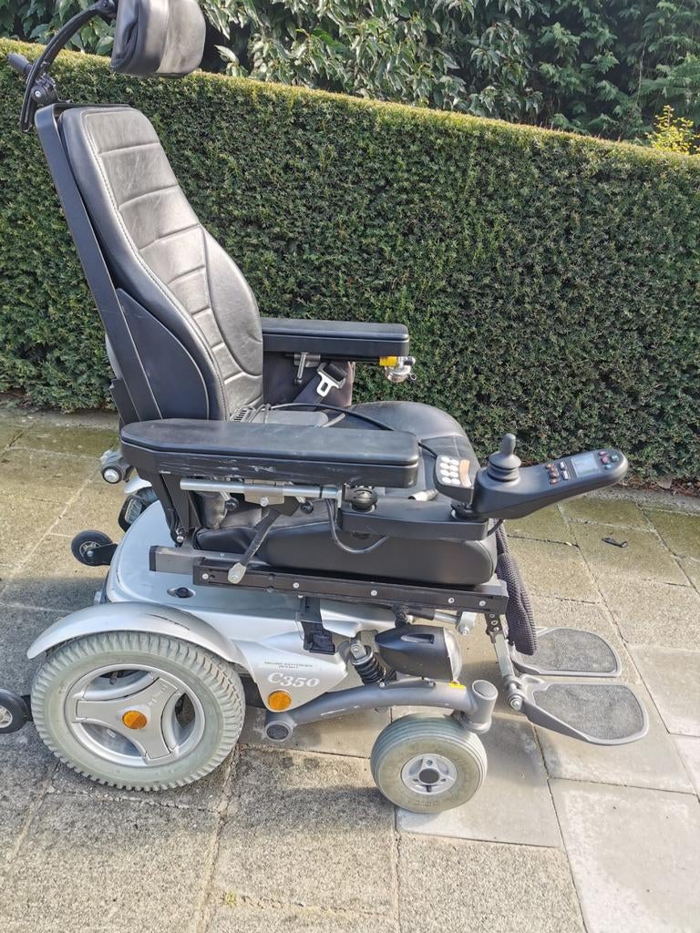 Elektrische rolstoel permobiel C 350 perfectstaat 0488826971, Diversen, Rolstoelen, Ophalen of Verzenden, Inklapbaar, Zo goed als nieuw