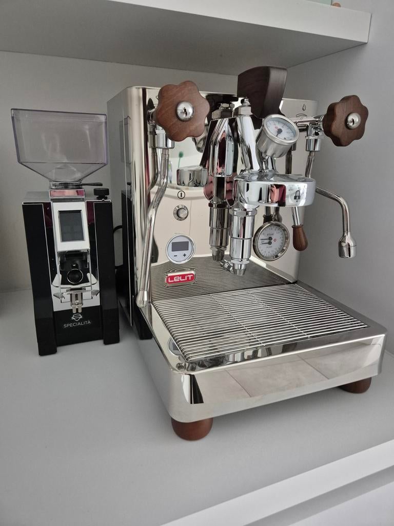 Lelit Bianca Wood Steel, Ophalen, Afneembaar waterreservoir, Gemalen koffie, Koffiemachine