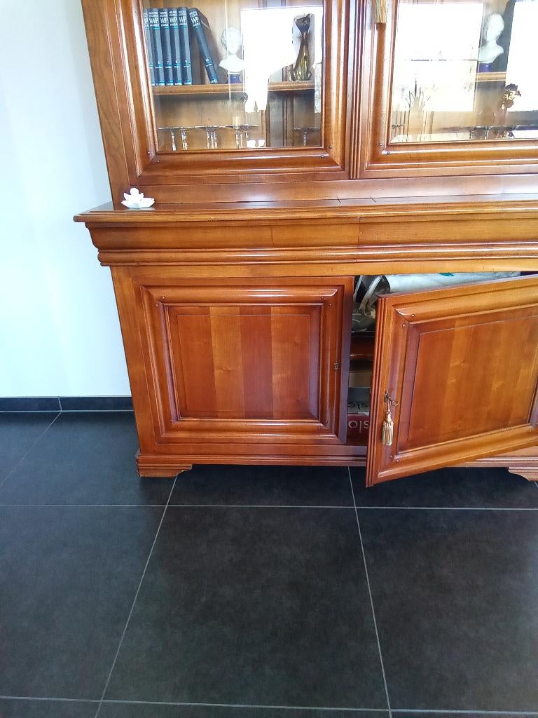 Vitrine en merisier, 25 à 50 cm, Avec tablette(s), Cerisier, Comme neuf