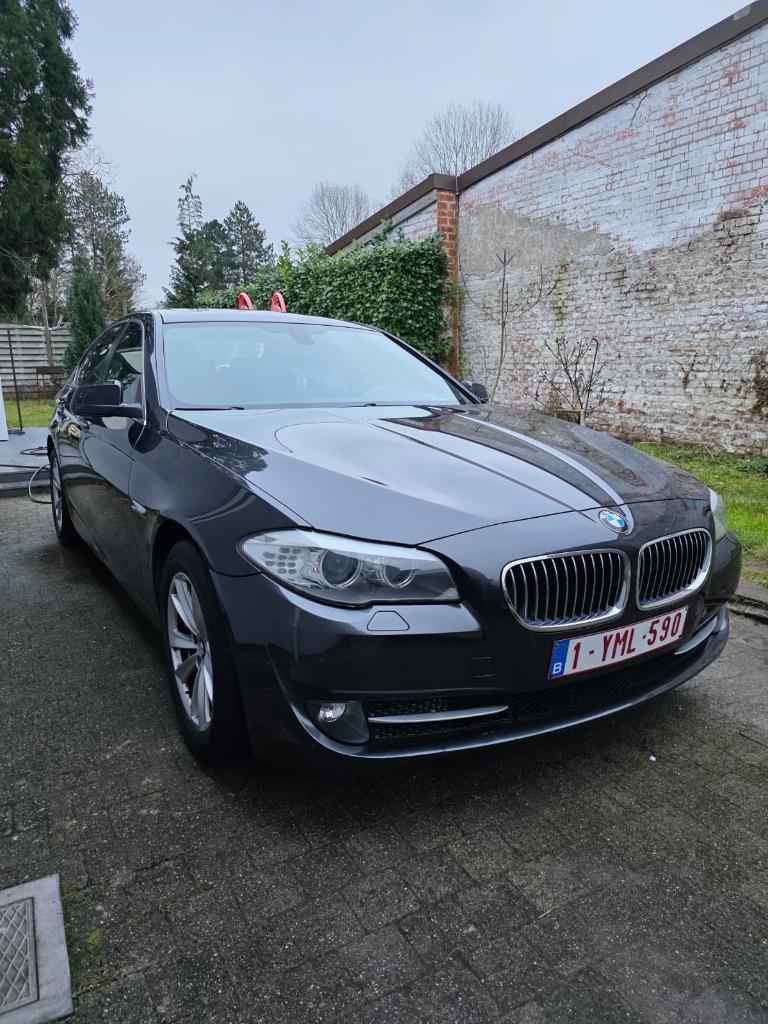 BMW F10, Cuir, Euro 5, Noir, 5 portes