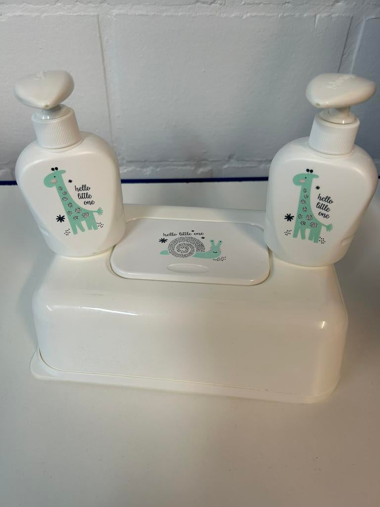 Set de lingettes humides Bebe Jou et 2 flacons, Enfants & Bébés, Enlèvement ou Envoi, Comme neuf, Autres types, Standard