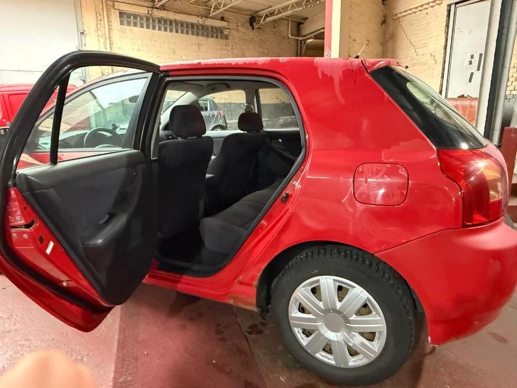 TOYOTA COROLLA DROGBA 115, Autos, Rouge, Boîte manuelle, Corolla, Noir