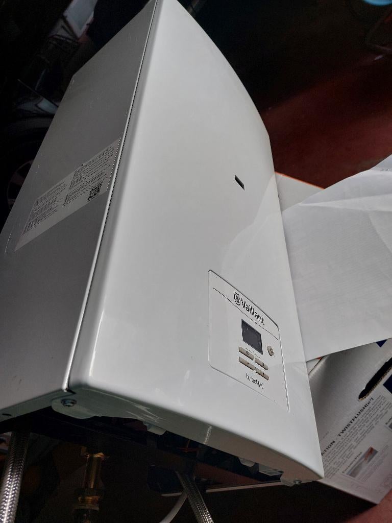 Vaillant doorstroom  turboMAG 145/1 T butaan, Bricolage & Construction, Chauffe-eau & Boilers, Comme neuf, Chauffe-eau, Propane ou Butane