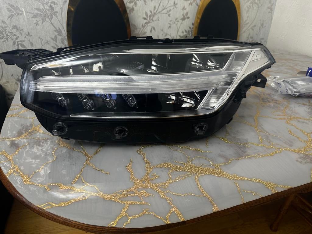 Phare avant gauche volvo xc90, Enlèvement ou Envoi, Avant, Volvo