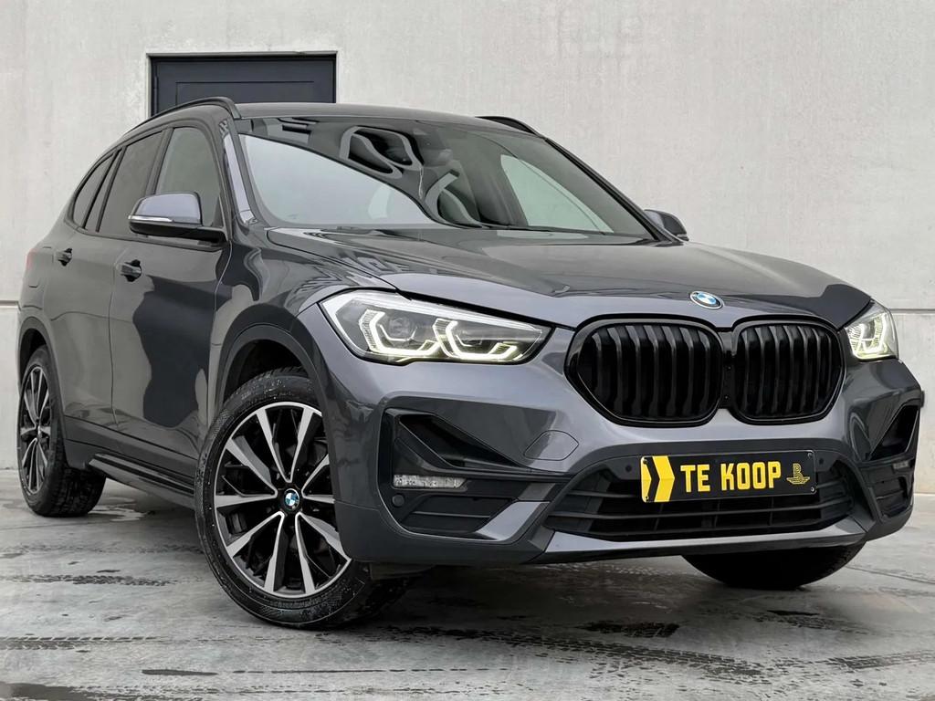 BMW X1 Keyless*Led*Carplay*Camera*Navi*Sportstoel (bj 2022), Auto's, Gebruikt, 136 pk, 5 deurs, Particulier