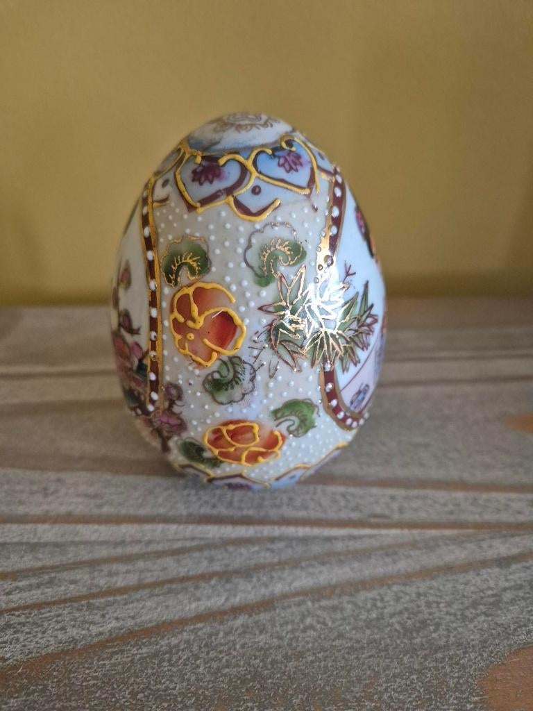Porseleinen elegant decoratief Aziatisch ei, Antiek en Kunst, Ophalen of Verzenden