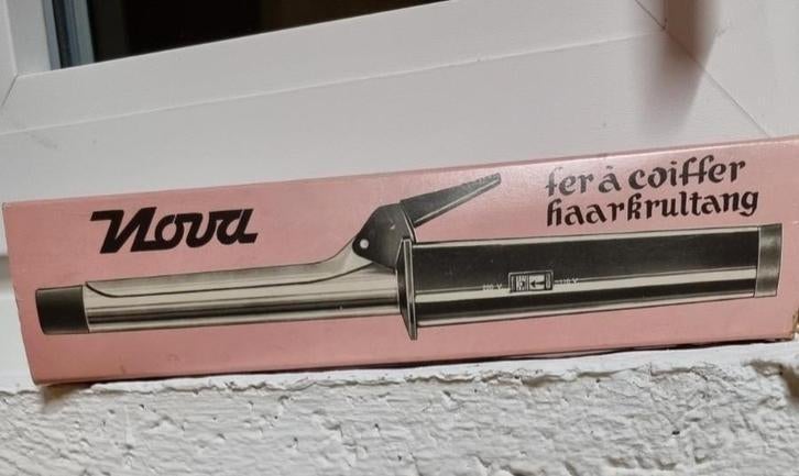 Lisseur vintage  nova, Bijoux, Sacs & Beauté, Beauté | Soins des cheveux, Enlèvement