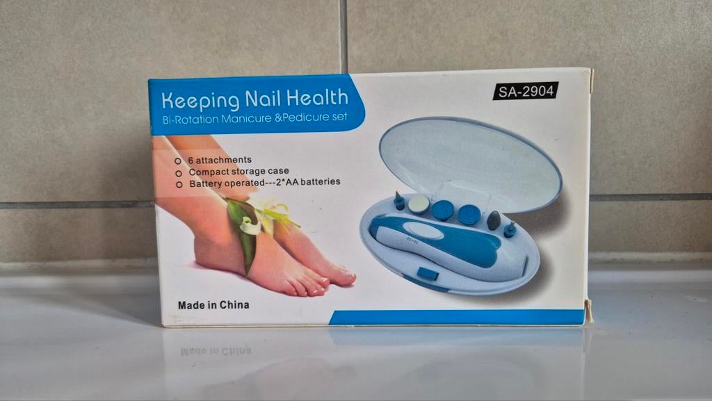 Kit manucure et pedicure électrique  6 en 1, Bijoux, Sacs & Beauté, Beauté | Soins du corps, Neuf, Autres types, Enlèvement ou Envoi