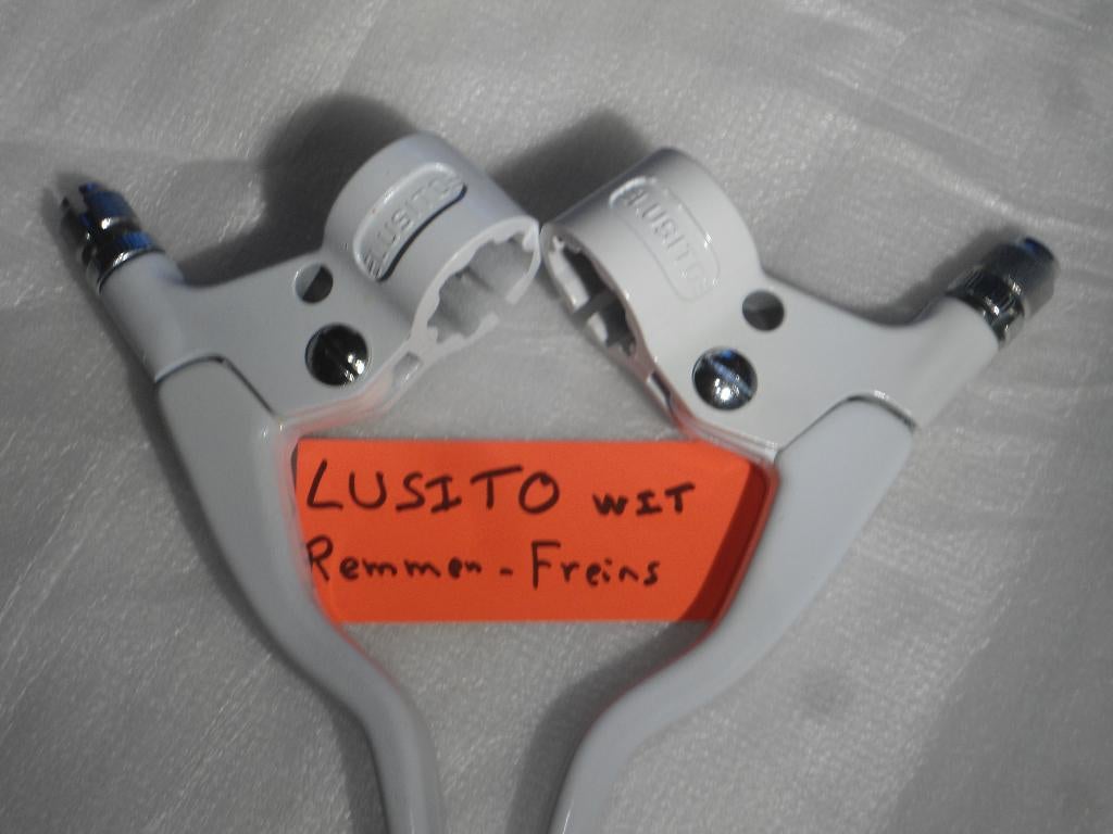 Honda camino Peugeot 103 MBK 51 : Lusito blanc Promotion 15€, Vélos & Vélomoteurs, Pièces de cyclomoteur | Général, Neuf, Autres types