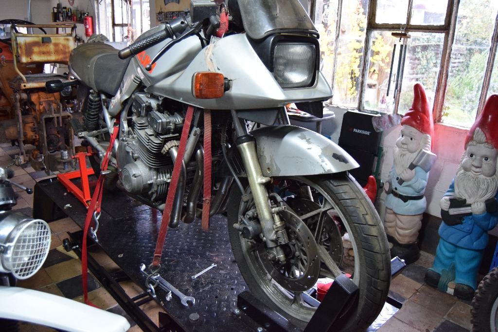 2x suzuki katana 1100, Motos, Plus de 35 kW, Super Sport, 1100 cm³, 4 cylindres