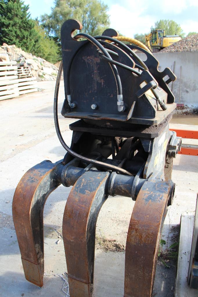 Boomgrijper Groeneveldt, Zakelijke goederen, Ophalen