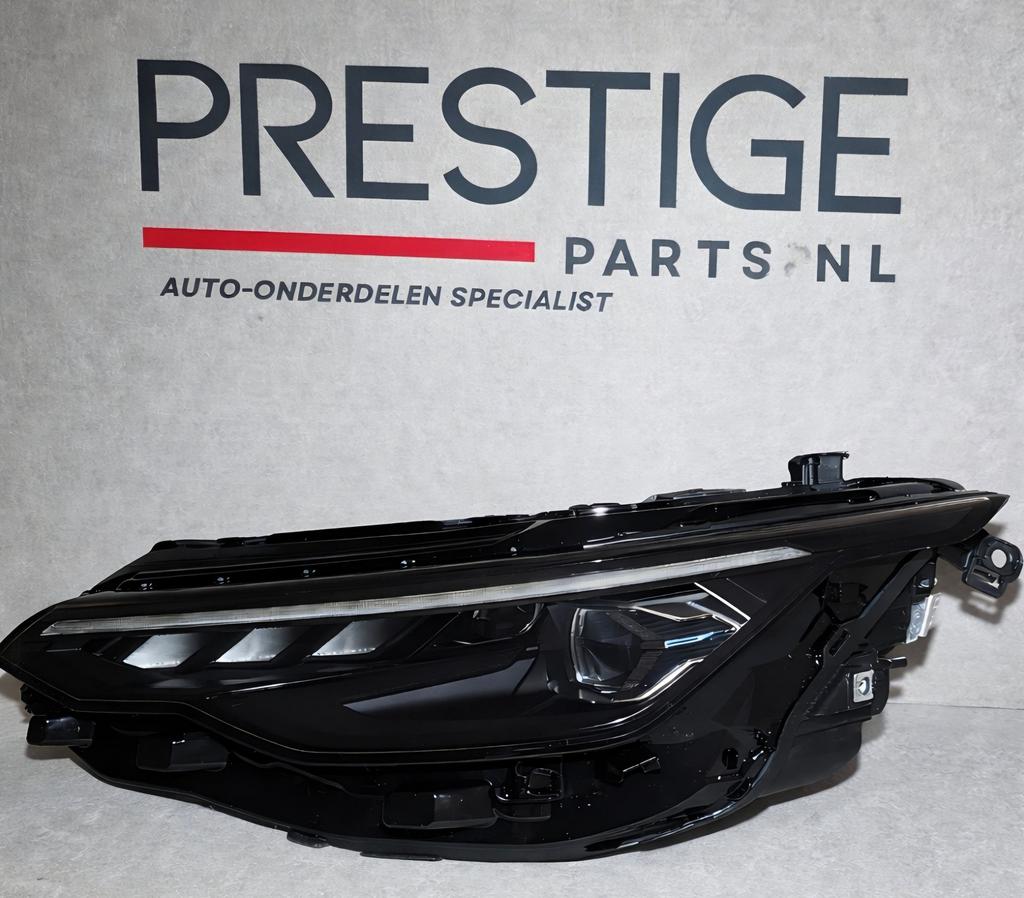 Koplamp VW Golf 8 VIII R IQ.LIGHT Facelift 5H1941059T LINKS, Gebruikt, -, Ophalen of Verzenden, -