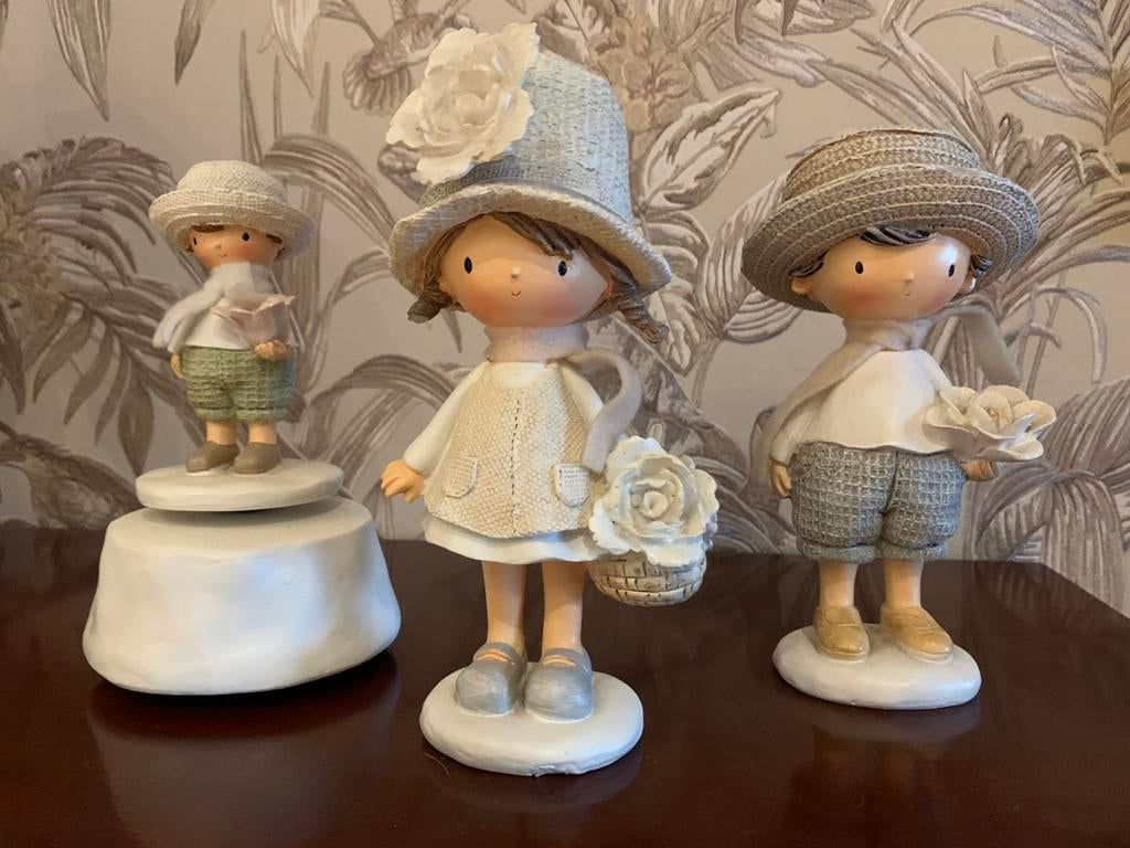 Decoratieve beeldjes, Ophalen, Zo goed als nieuw