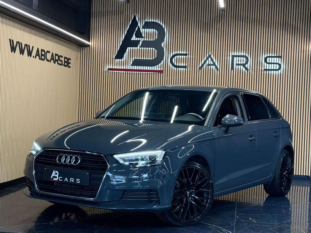 Audi A3 Sportback 30 TFSI * GARANTIE 12 MOIS * S PORT LINE, Autos, Cuir, Argent ou Gris, Achat, Euro 6