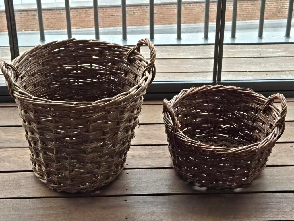 Twee antieke rieten manden in super staat voor allerlei,, Huis en Inrichting, Ophalen of Verzenden, Riet