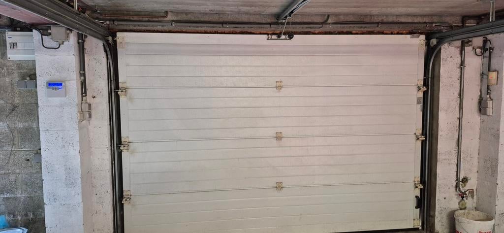 Porte sectionnelle de garage 3M sur 2M., Enlèvement