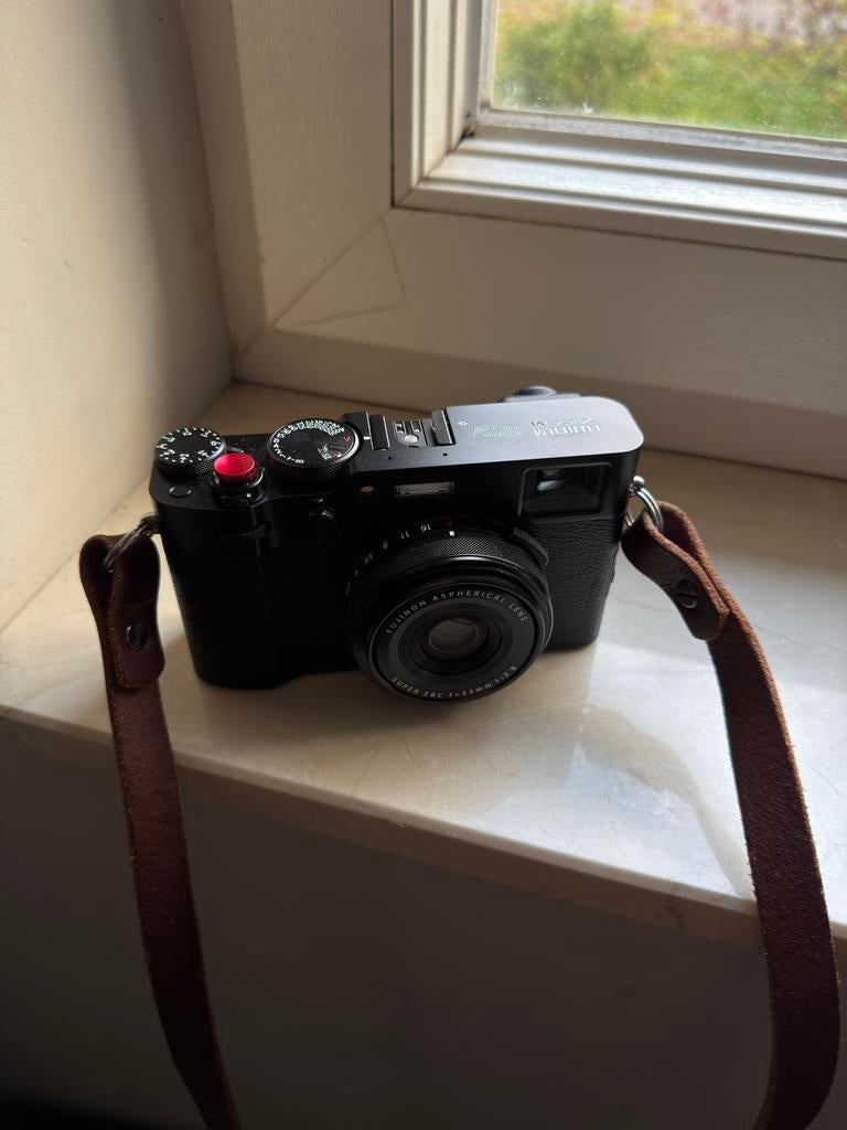 Fujifilm X100VI, Enlèvement ou Envoi, Moins de 4 fois, Compact, Comme neuf