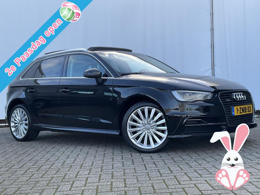 Audi A3 Sportback 1.4 e-tron PHEV Ambition Automaat Pano Nav, Auto's, Automaat, Zwart, Bedrijf, Berline