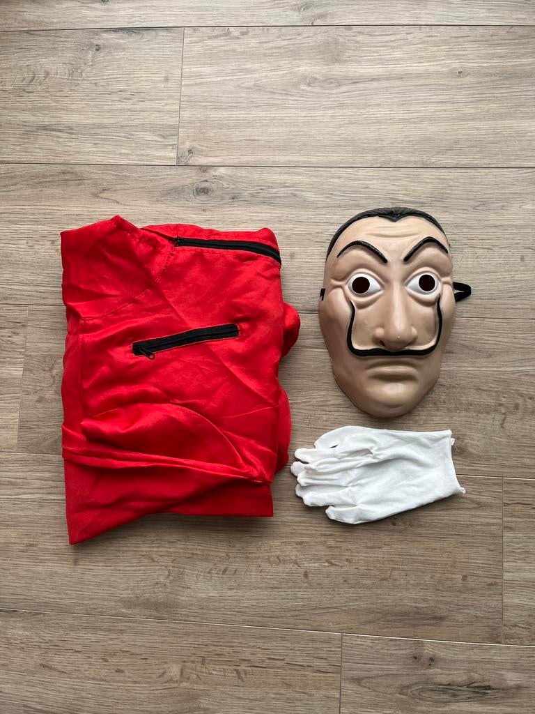 Costumes La Casa de Papel, Enlèvement ou Envoi, Comme neuf, Taille 38/40 (M), Vêtements