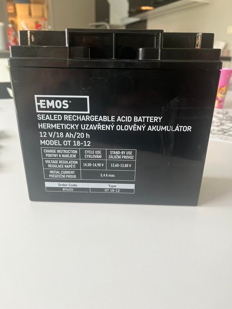 Batterie 12 V EMOS, Bricolage & Construction, Enlèvement, Comme neuf