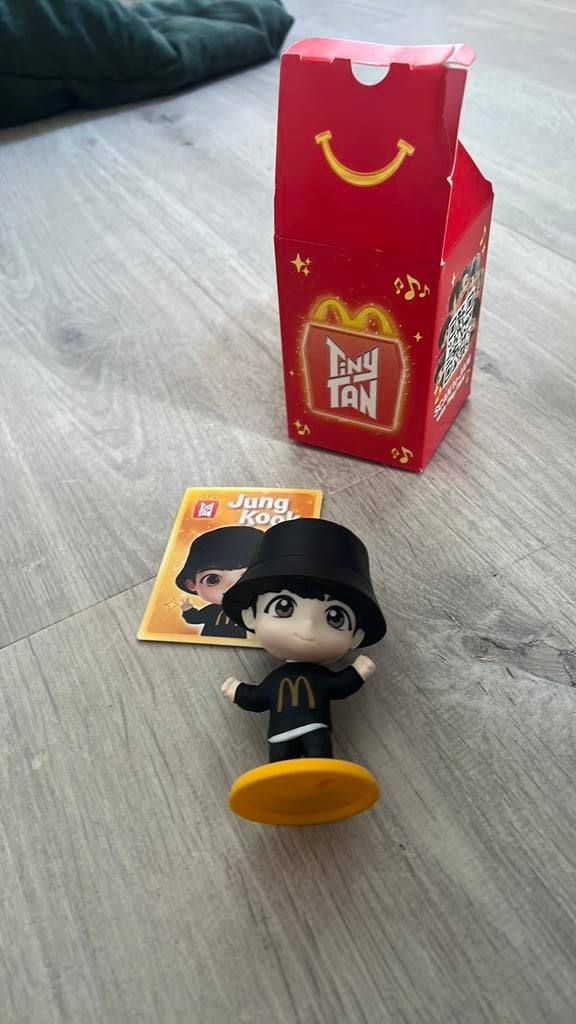 Tinytan Suga &Jung kook hongkong, Ophalen of Verzenden, Nieuw