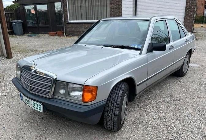 Mercedes 190E 2.0i Servo ABS Opendak 197dkm Oldtimer, Autos, 90 kW, Argent ou Gris, Achat, Entreprise
