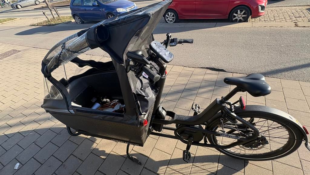 Bakfiets Urban arrow, Fietsen en Brommers, Goederen, Huif, Zo goed als nieuw, Ophalen